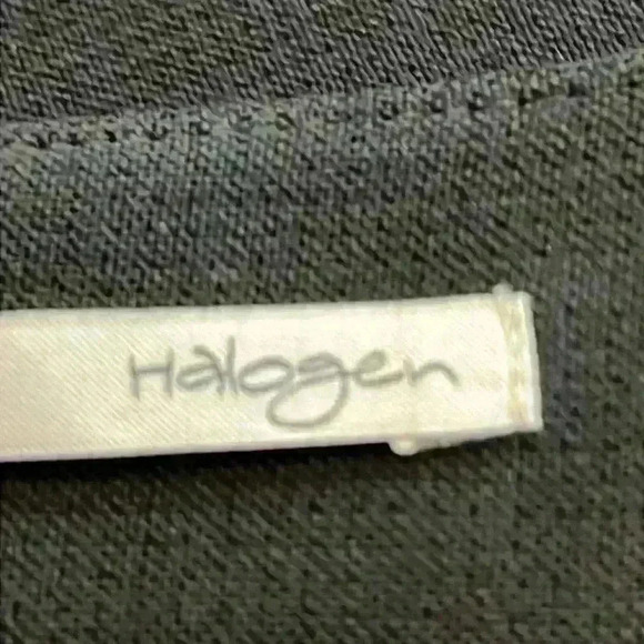 Halogen Pencil Skirt Size 8 Black Kick Pleat Polyester Blend Lined - Picture 3 of 9